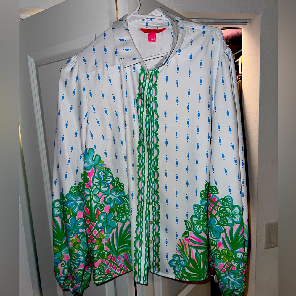 Lillly Pulitzer XL long sleeve shirt